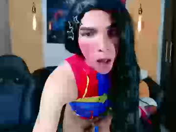 Queen_Issadora Chaturbate stream image from September 08, 2025