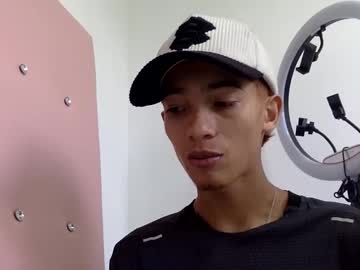 Rhettbryan Chaturbate stream image from September 08, 2025