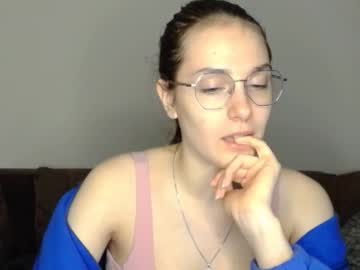 Mila_Keyy Chaturbate stream image from September 08, 2025