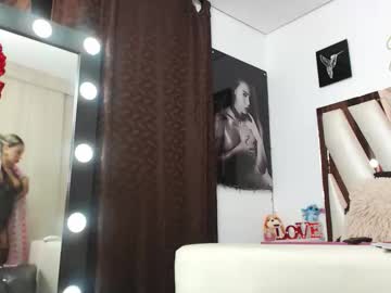 Miiasensual_ Chaturbate stream image from September 09, 2025