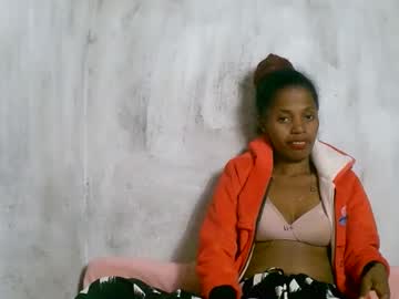 Rosiahot1 Chaturbate stream image from September 09, 2025