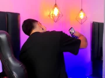 Kevin_Cox Chaturbate stream image from September 09, 2025