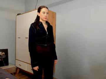 Wynonasirin Chaturbate stream image from September 09, 2025