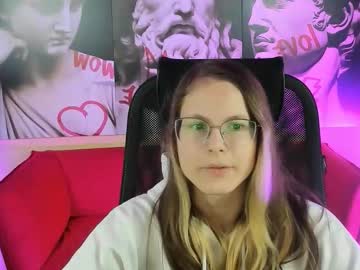 Carrie_Roses Chaturbate stream image from September 09, 2025