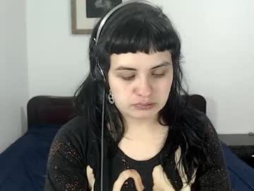 Hanna99moon Chaturbate stream image from September 09, 2025