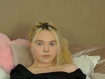 Annadelons Chaturbate stream image from September 09, 2025