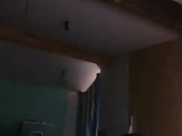 Dontwalkonthegrass2 Chaturbate stream image from September 09, 2025