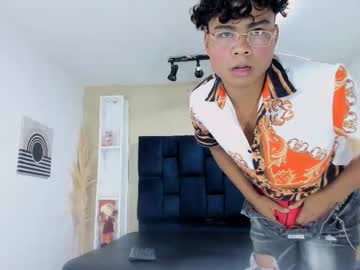Yair_Brown Chaturbate stream image from September 09, 2025