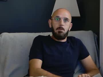 Belgiquee Chaturbate stream image from September 09, 2025