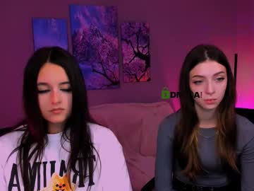 Kristylovee Chaturbate stream image from September 09, 2025
