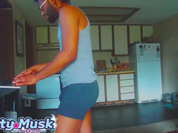 Nuttyxmusk Chaturbate stream image from September 09, 2025