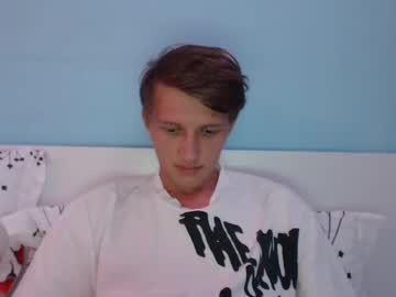 Lustyblond Chaturbate stream image from September 09, 2025