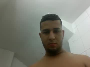 Ronal498036 Chaturbate stream image from September 09, 2025