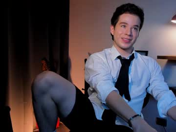 Therealmartincox Chaturbate stream image from September 10, 2025