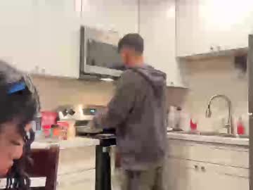 Latcouplez Chaturbate stream image from September 10, 2025
