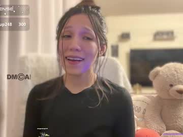 Shyangie24 Chaturbate stream image from September 10, 2025