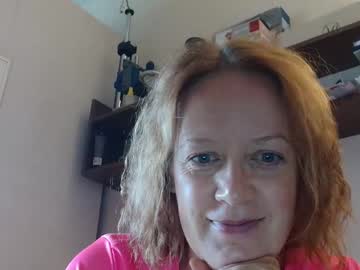 12ennie Chaturbate stream image from September 10, 2025