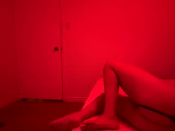 Maskedbunnies99 Chaturbate stream image from September 10, 2025