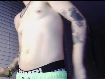 Sully2318 Chaturbate stream image from September 10, 2025
