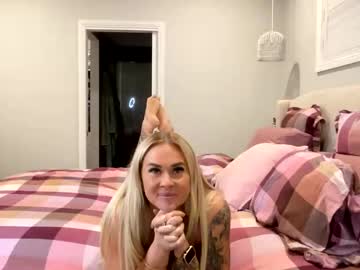 Taytay4137 Chaturbate stream image from September 10, 2025