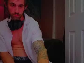 Moonblueeee Chaturbate stream image from September 10, 2025