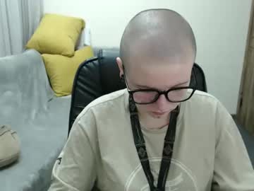Nikkysnow Chaturbate stream image from September 10, 2025
