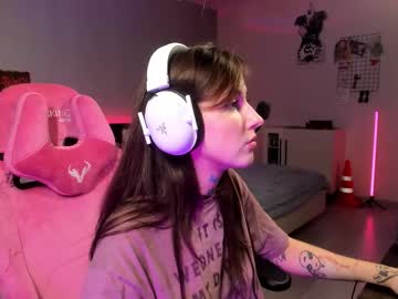 Allingirls Chaturbate stream image from September 10, 2025