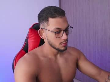 Andy_Weld Chaturbate stream image from September 10, 2025
