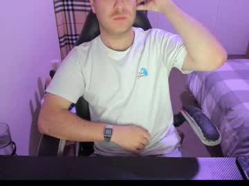 Hotmelbguy20 Chaturbate stream image from September 10, 2025