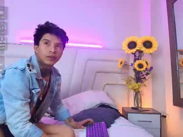 Mike_And_Sttar Chaturbate stream image from September 10, 2025