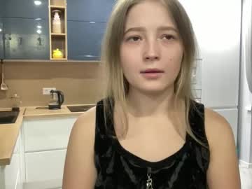 Charmingsarahh Chaturbate stream image from September 10, 2025
