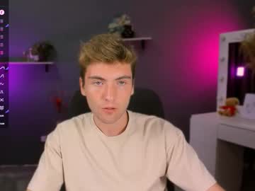 Dylan_Bold Chaturbate stream image from September 10, 2025