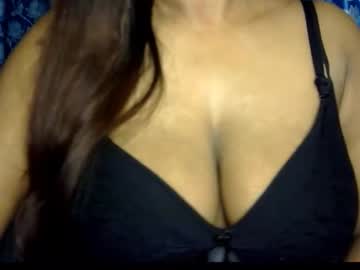 Jennysinghaniya Chaturbate stream image from September 10, 2025