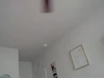 Shyy_Petitebaby Chaturbate stream image from September 10, 2025