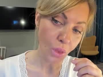 Xvaleriax0 Chaturbate stream image from September 10, 2025