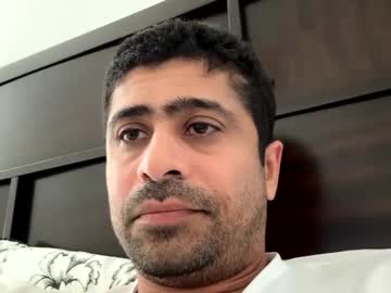 Zee20241 Chaturbate stream image from September 10, 2025