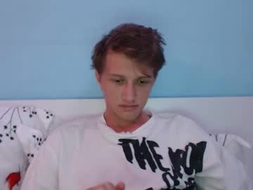 Lustyblond Chaturbate stream image from September 10, 2025