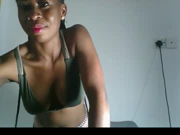 Prettypetite09 Chaturbate stream image from September 10, 2025
