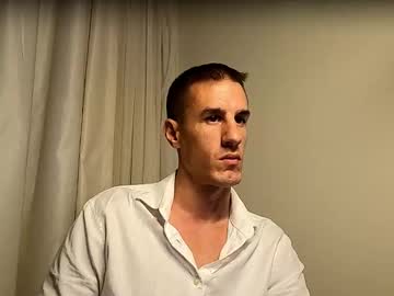 Axl_Fx Chaturbate stream image from September 10, 2025