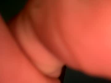 Avrilparamoree Chaturbate stream image from September 11, 2025