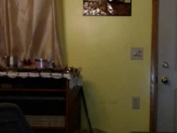 Edwardaims_2please Chaturbate stream image from September 11, 2025