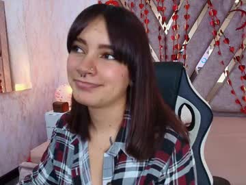 Nahomypeach Chaturbate stream image from September 11, 2025