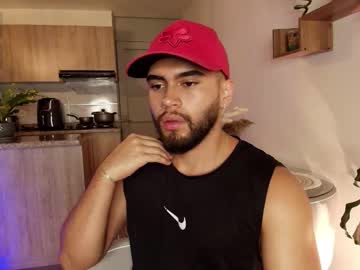 Thiagohunk Chaturbate stream image from September 11, 2025