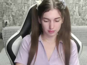 Honeyynancyy Chaturbate stream image from September 11, 2025