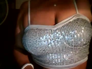 Oghotblonde33 Chaturbate stream image from September 11, 2025