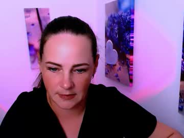 Bree_N Chaturbate stream image from September 11, 2025