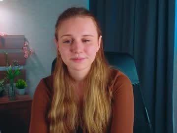 Charlottejennings Chaturbate stream image from September 11, 2025
