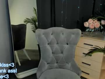 Mollyspirens Chaturbate stream image from September 11, 2025