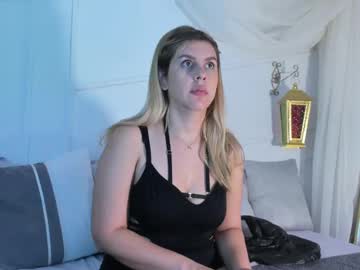 Samanta_Wells Chaturbate stream image from September 11, 2025