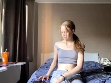 Berniecemontell Chaturbate stream image from September 11, 2025